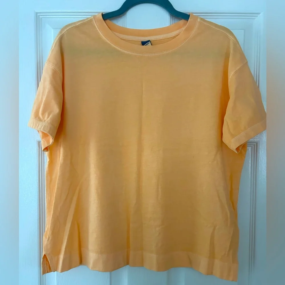 Old Navy Cropped Top - Picture 1 of 5
